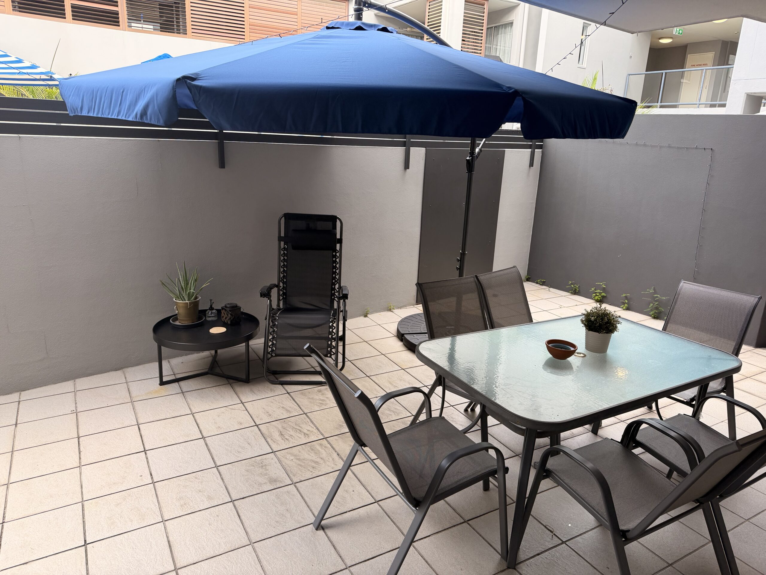 Room for Rent β Ideal for a Woman (Long-term preferred)